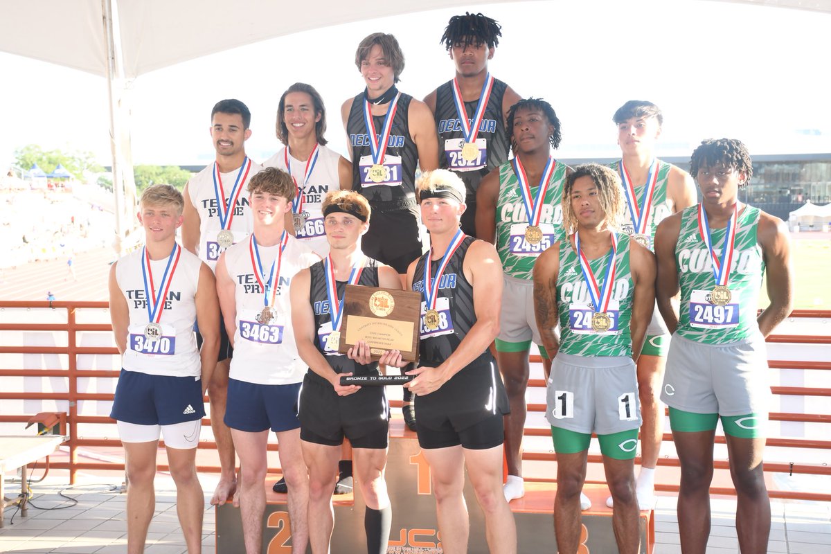 WCMSports's tweet photo. BREAKING NEWS: Decatur’s relay team of Will Quintana, Kamerin Ferguson, Jake Poteet and Hunter Huggins claimed the 4A state title in the 4x200 relay in 1:26.51. 

The Eagles turned a disappointing disqualification in the 4x100 into redemption with a 4x200 state championship. https://t.co/A10nMXdzeU