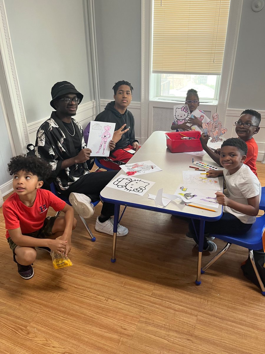 NFAWestMBK's tweet photo. I am my brother’s Keeper! MBK Scholars had a great mentoring session with young scholars at the Newburgh Boys and Girls Club After School Program. It is important to give back to the community you come from! Great job young men 💪🏽 @NFAWest @newburghschools @bigpiclearning https://t.co/W1ounDzp9s