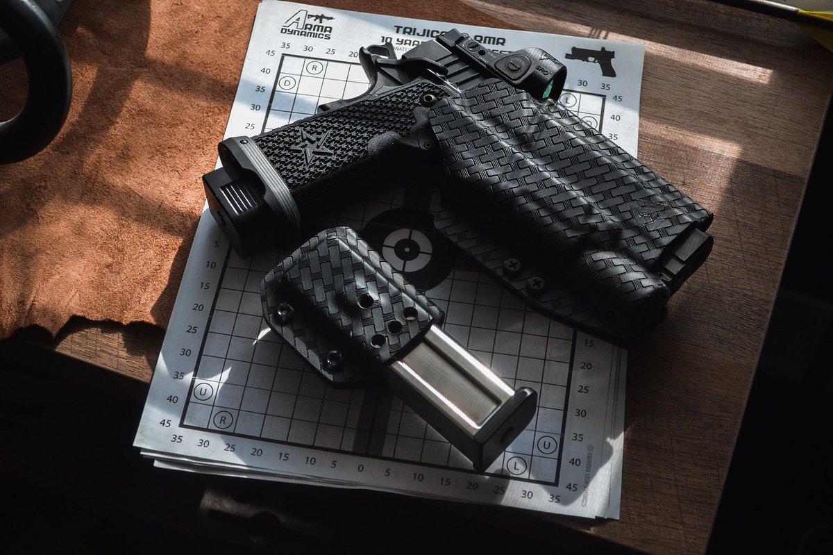 LlcOdin's tweet photo. Let’s just skip Friday and head straight into the weekend for some much needed range time. Who’s got some new equipment they need to dial in? 
.
.
.
#weekendvibes #wheresthewhiskey  #staccato2011 #everydayistheweekend #dropdeadgorgeous https://t.co/htQYAgCSDN