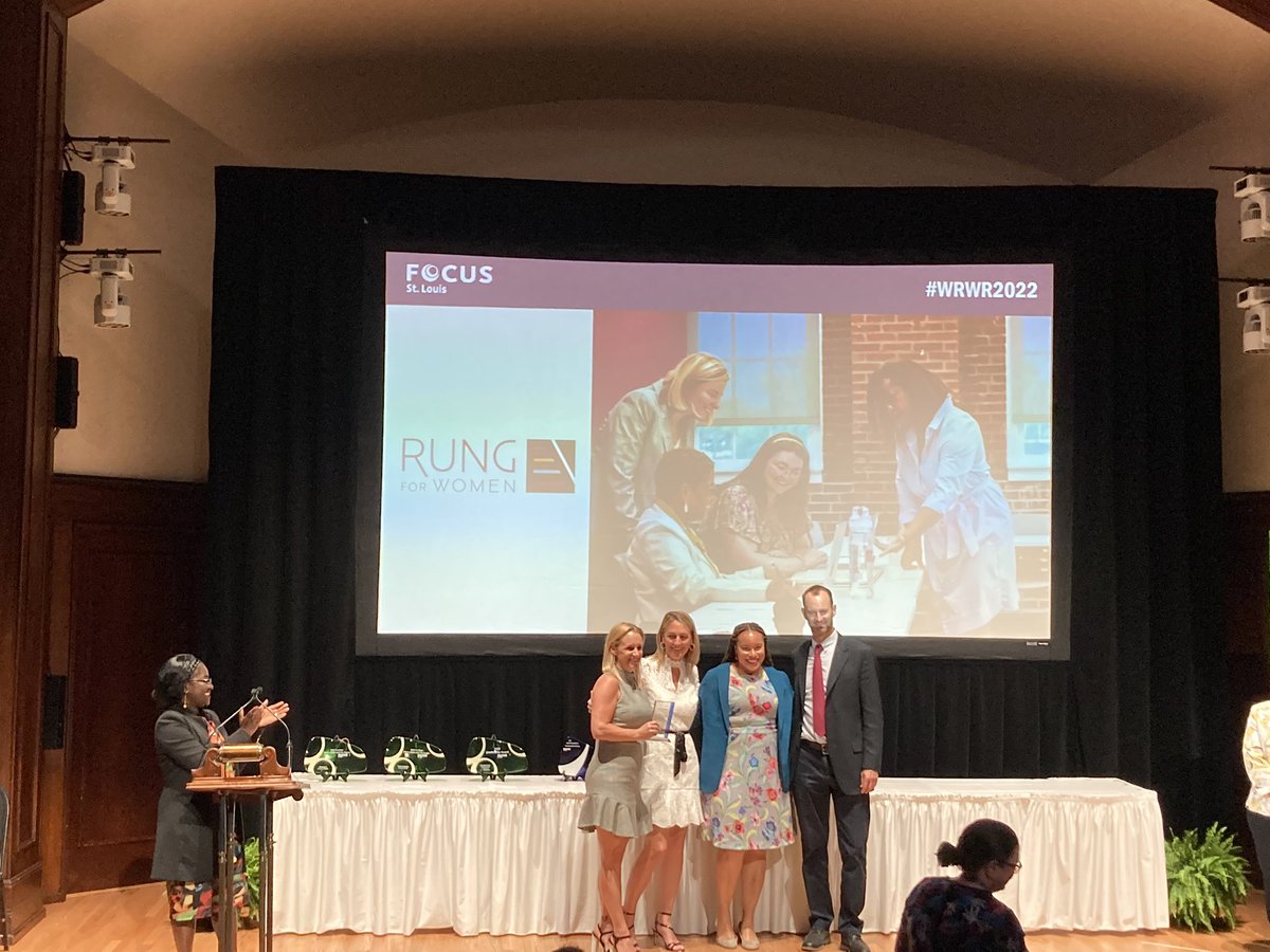 RungforWomen's tweet photo. We are so honored to be recognized by @FOCUSstl at #WRWR2022 tonight among all of these amazing organizations. Thank you! https://t.co/l1MwvOFy9p