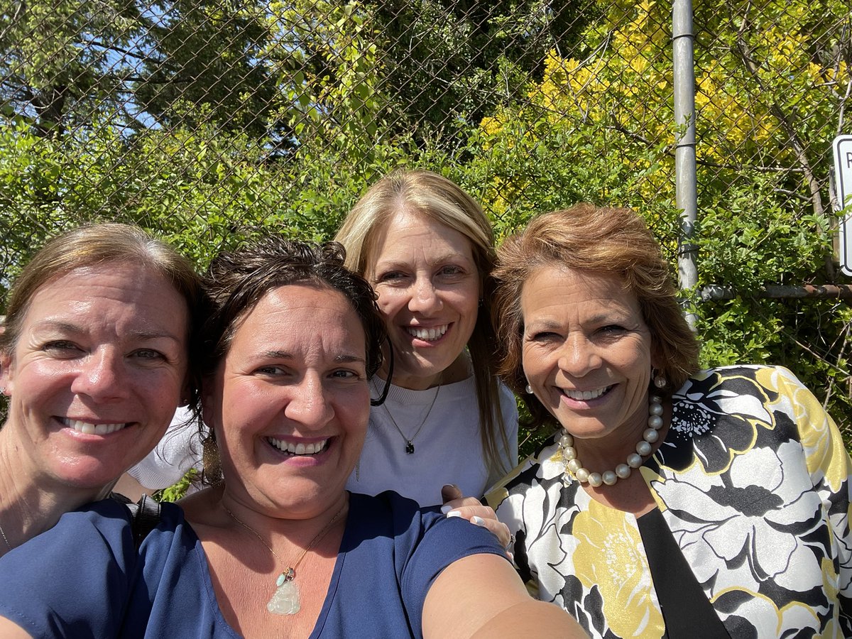 TC @ Botanical Gardens … a day of cognitive engagement, inspiration, and bonding with some of my favorite thinkers and learners.  #OceansideGrateful