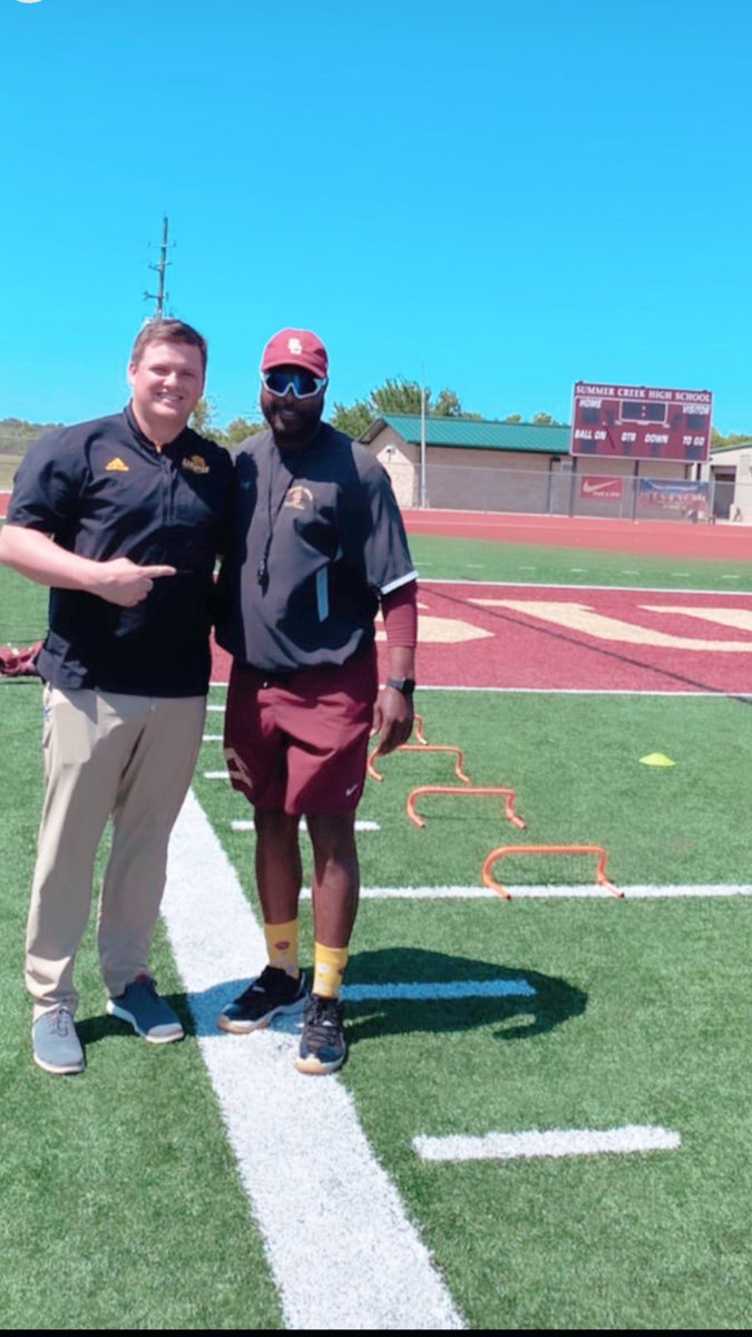 COACHSWAC's tweet photo. Always a good feeling when your Alma Mater stops by to visit. @SC_BulldogFB @UAPBLionsFB @Coach_Bahr Even better feeling when they offer your student athletes. @CoryN_0 #GL4L https://t.co/xYewYeAG12