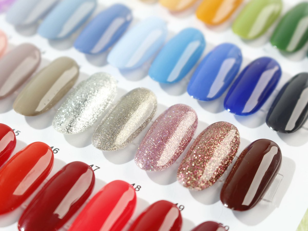 RonikiLtd's tweet image. RONIKI new color collection is released with 60 featured shades of opaque plain colors and glitter colors. One layer color with rich pigmentation would be easy for application as the self-leveling. 
buff.ly/2MKiYcH
#NailGel, #UvGel, #LedGel, #GelPolish, #CatEyeGel
