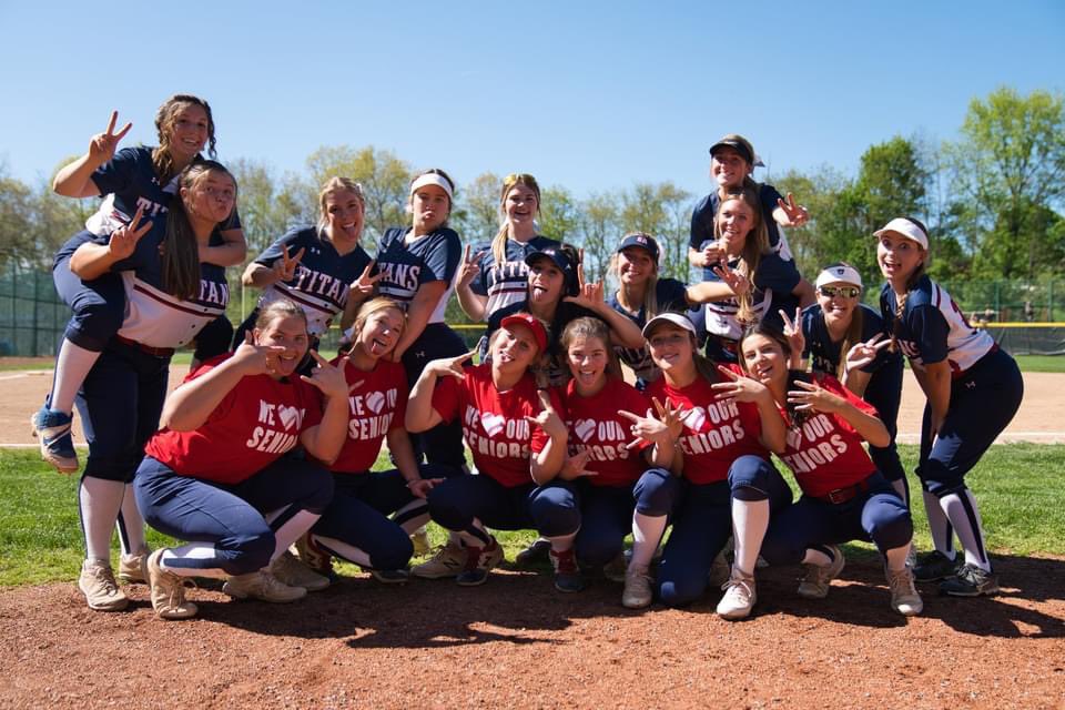 salts2020's tweet image. 14-4 W against NA!!!!😈😈😈 Another hitting clinic from the Titans!!! Cam Murphy with 2 bombs and Ellie Facher with 1!!!💣💣💣 Way To Go Ladies!!! #revengetour 🤩🤩🤩