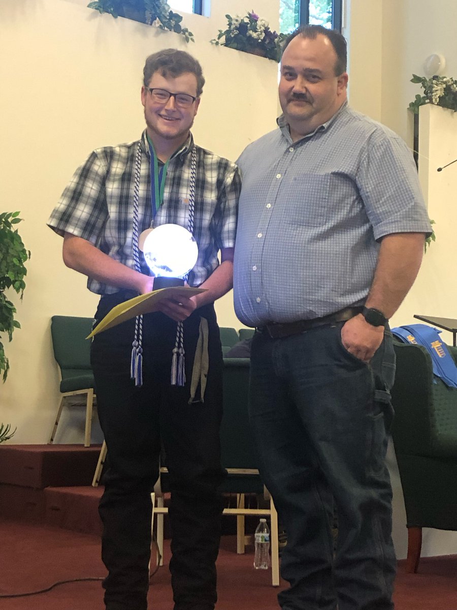 AtcRussell's tweet image. RATC Senior Awards Night:  HUGE success in honoring our Seniors!  So proud of our teachers &amp;amp; students!  You are LOVED &amp;amp; APPRECIATED at the RATC!  Seniors, you will do great things!  Invest in yourself &amp;amp; others &amp;amp; you will be difference-makers!!!  @Russell_Updates @CTEWorks