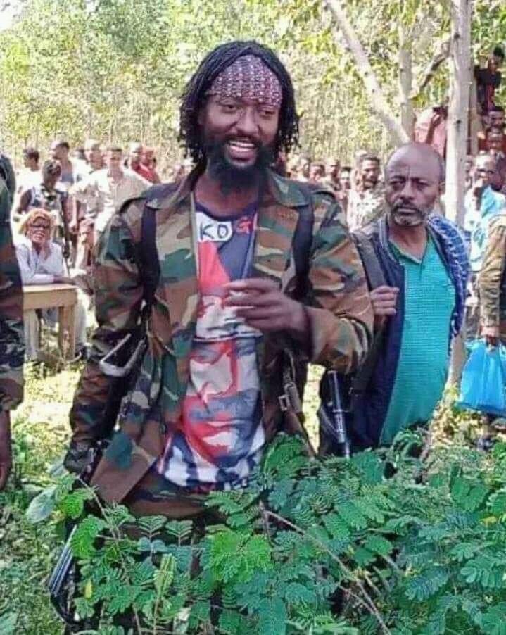 Seti55566943's tweet photo. @EyobTolina @hussien_oumer የት ኣከባብይ ነዉ ያለዉ ቡና እኛ ሳንሰማዉ ባባ ኤሱ ለቀመዉ እንዴ? ነፍጠኛ ሞኝህ ፈልግ 👌 https://t.co/E9c5HF5mrn