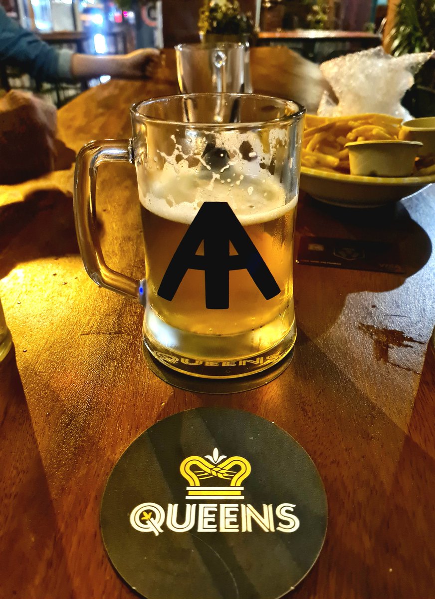 EJ_McCartney's tweet photo. @TheAddyETH @PalframanLuke @AAPEQueens @AApeCommunity @Fityeth @TheHaddy @creationnft_eth @CryptoBooty69 @0zzyeth @LOUDMOUTH_ETH @fishyfisheth @DJWienerNFT @JillianValentin That was an awesome night https://t.co/MZO5pM02NP