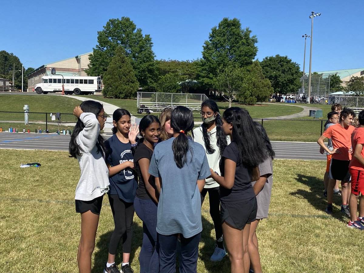 CuffeSharon's tweet photo. Congratulations to DDMS Track Teams. A season of hard work, learning new skills, and hopefully some fun along the way! We are proud of you all and hope to see you back on the track next season! #DDMS_Athletics #ddmsbuzz https://t.co/eSK4kWQY0k