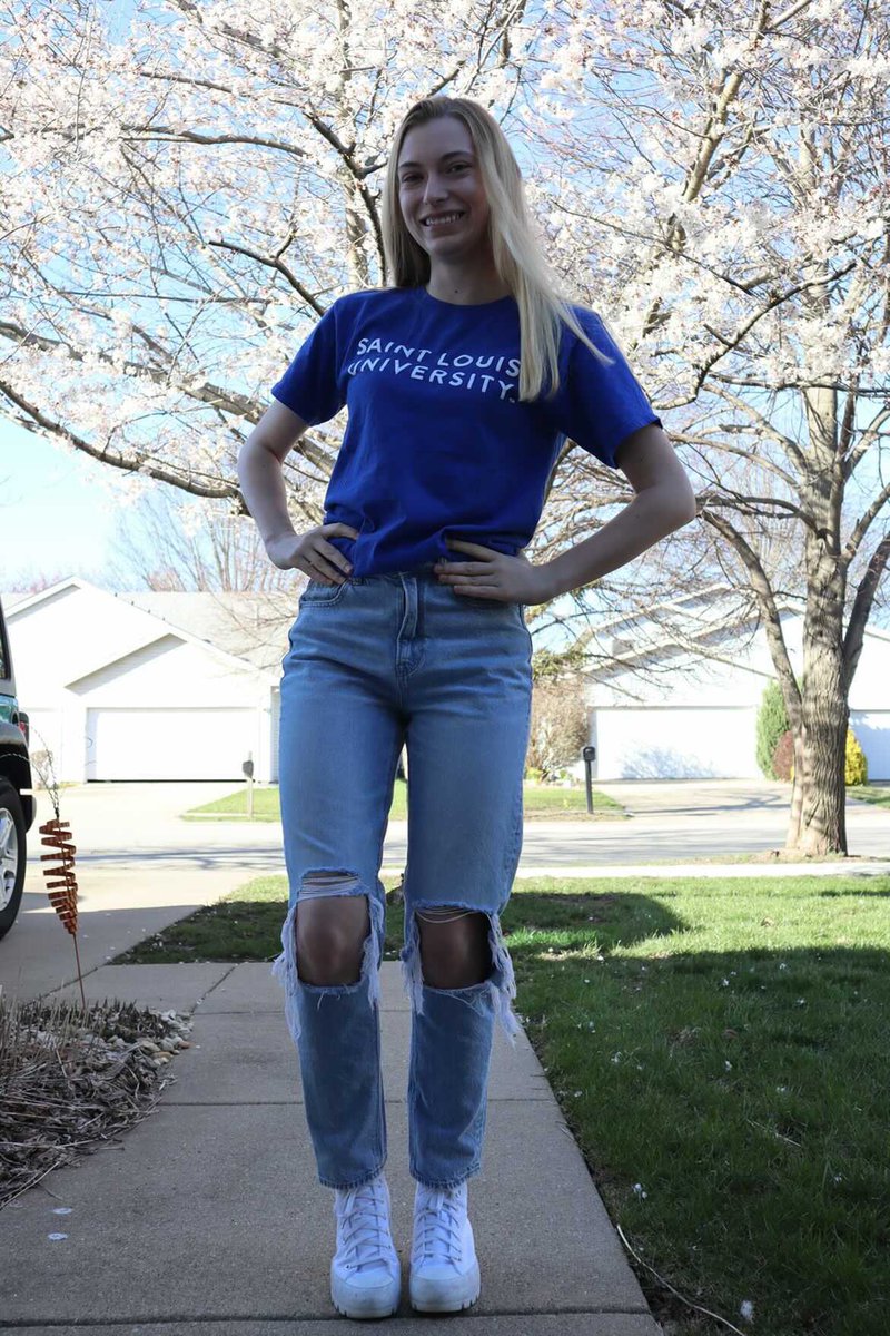 PostShs's tweet photo. Teagan Hinds committed to Saint Louis University where she will major in Biology on the pre-Dental track!

Teagan was awarded the Vice President Scholarship for $25,000! https://t.co/2hNSP3FR9f