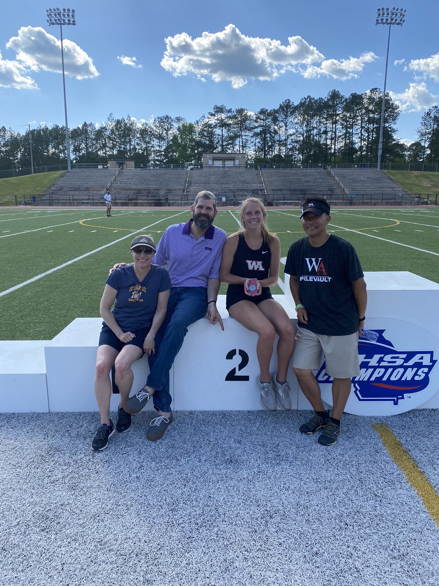 Tad Sahara tweet media