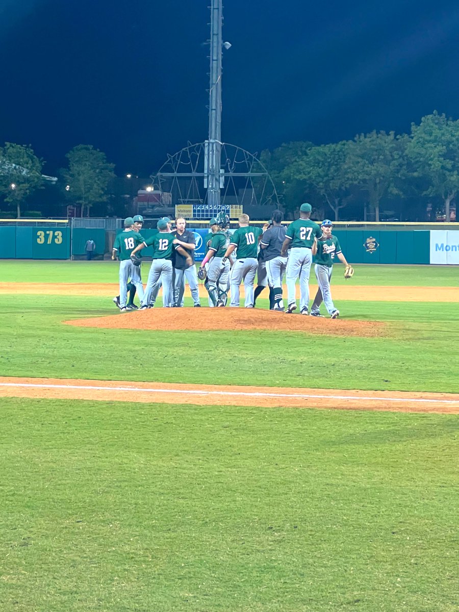 hbcuworldseries's tweet photo. Share the dub! 🔥🔥🔥
@KYSUAthletics @KYSUBaseball with the WIN!!
5-2 https://t.co/SvjNvl5rEa