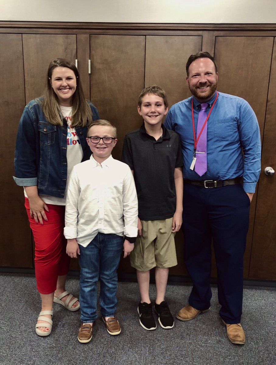 missgreen2020's tweet photo. These two students did an amazing job presenting tonight! They proudly represented the Southwest Electric Car Club at the CCSD board meeting. #callowayschools https://t.co/O0YYxAzVwO