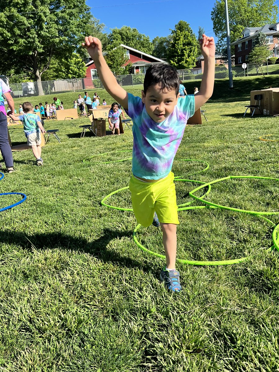 Megan Scott tweet media