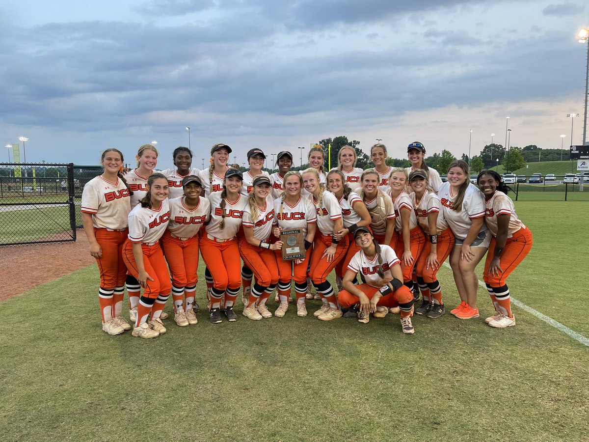 Kyle Parmley 🥎 tweet media