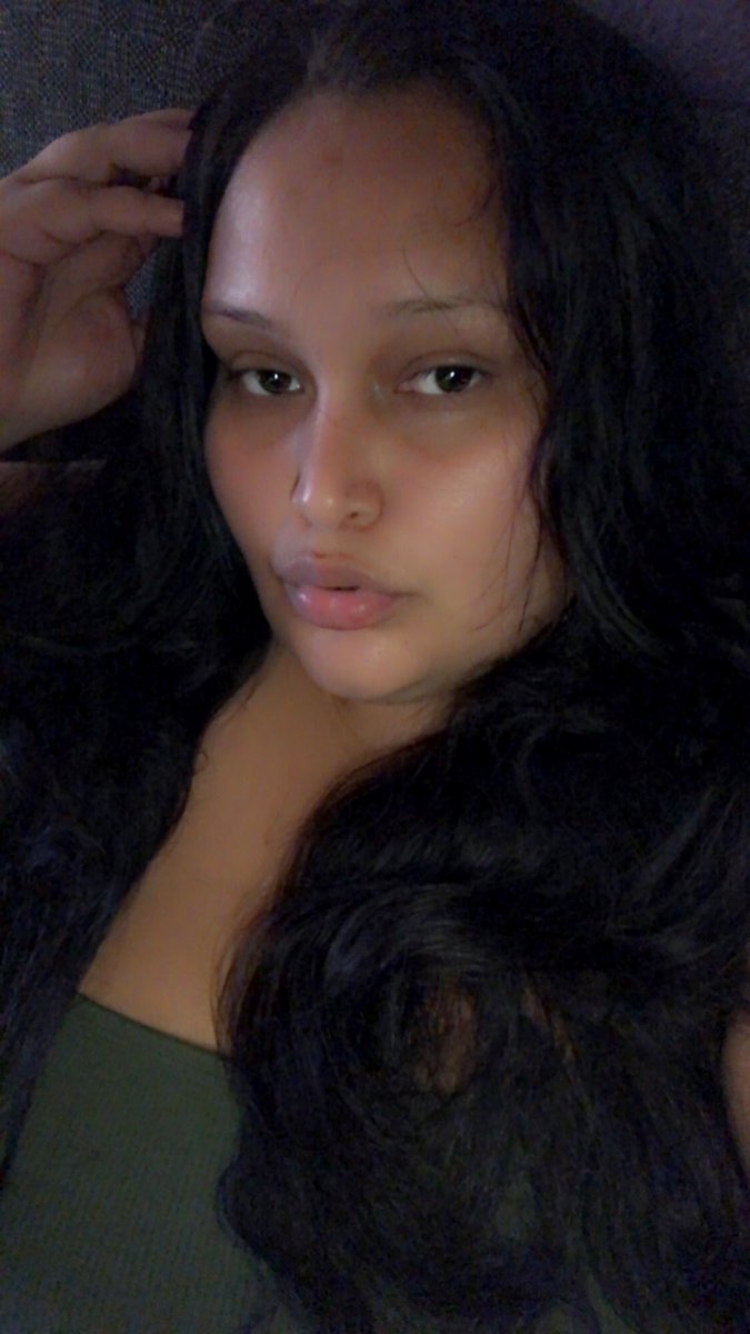 Laura29510's tweet photo. #thursdayvibes #NewProfilePicapp #thursdaymood https://t.co/YGE6Bc8b7c