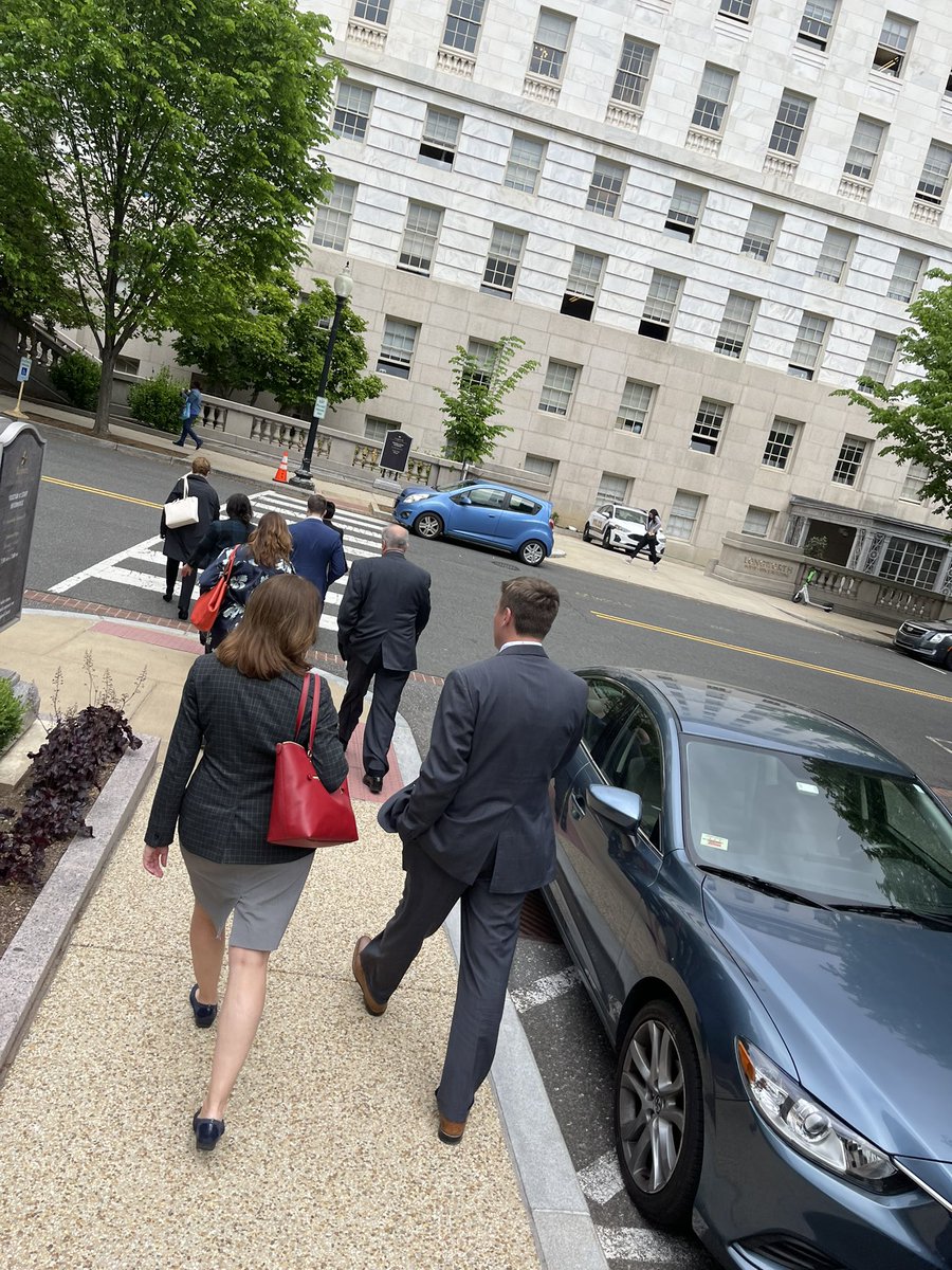 dairy_activist's tweet photo. Pounding the pavement in DC with these fine people! #USDEC #USDairy @USDairyExporter @krystaharden https://t.co/tdCO7ea8WU
