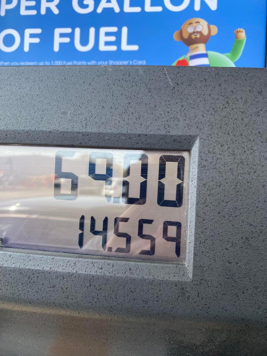 TheKymNelson's tweet photo. Not even a month apart - April 23 and May 11 … #whenwillitend #gasprices #WashingtonState #BidenGasHike #pumpproblems https://t.co/3aQbI7zrO5