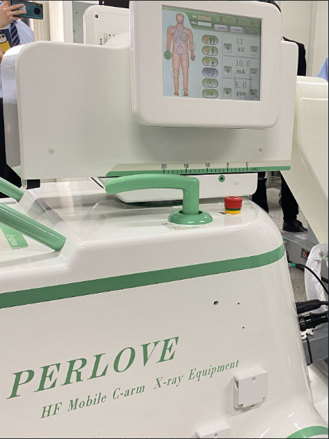 BerneyDeng's tweet photo. #Perlove Mobile Digital FPD C-arm System #PLX7100A provides a great clinical solution for #Orthopedics, and interventional #surgery, especially for #tumors, and surgical blood vessels with excellent #DSA function and friendly operational experience, welcome to contact us. https://t.co/AxOMM9aFvK