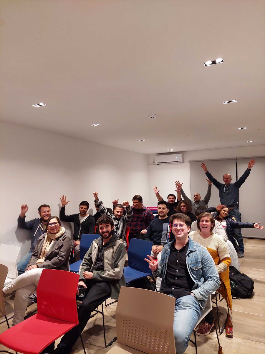 federicogiust's tweet photo. Aca comparto algunas fotos del meetup de anoche, gracias a todos!
@SalesforceDevs @trailhead @uysdug #TDX22 #trailblazercommunitygroups https://t.co/Ecg0E8TeFt