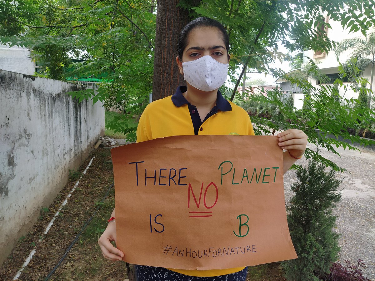 KambojAnanya's tweet photo. Week 67th #ClimateStrike🌍 in #India. 🇮🇳

#HeatWaves + #AirPollution = #ClimateCrisis

We can't breathe.

#FridaysForFuture

@GretaThunberg @LicypriyaK @ExtinctionR @Greenpeace @MonaPatelT @mrEmTee  @ishdeep_kohli @mnyomb1 @WakioDorcas @sumuelahi @ECOWARRIORSS @OlumideIDOWU https://t.co/iCxAdMgVCR