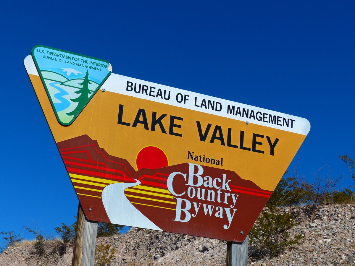 505Nomad's tweet photo. Exploring the Black Range Scenic Byway - https://t.co/hkKp1VBHIp

#travel #roadtrip #weekendgetaway #NewMexico #vacation #offthebeatenpath #history #miningdistrict #AmericanWest https://t.co/LndAk2a6Nn