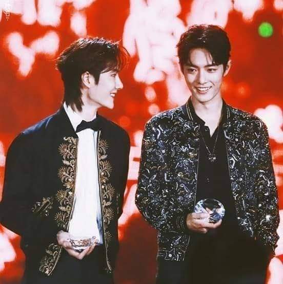 mlknrfn's tweet photo. ❤️💚 https://t.co/H9j3TdI147