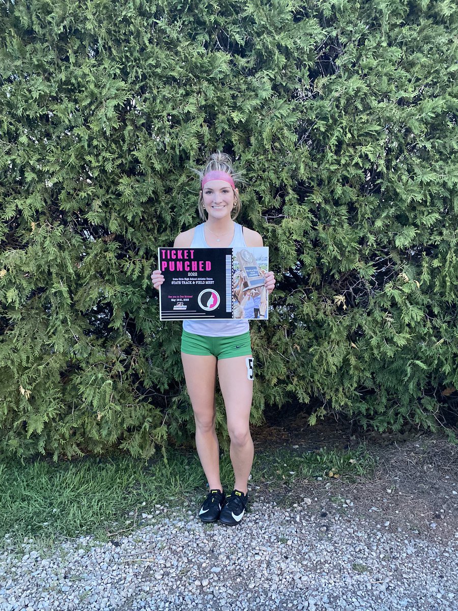 og_xctf's tweet photo. 🎟TICKET PUNCHED! 🎟
Brooklynn Halbach is the Runner-Up in the 100 Meter Hurdles!
Congratulations @brooklynnhalba1 
@MrsSchwamman @zach_martin95 @OsageAthletics @nwpeters https://t.co/IHe2jDKoRo