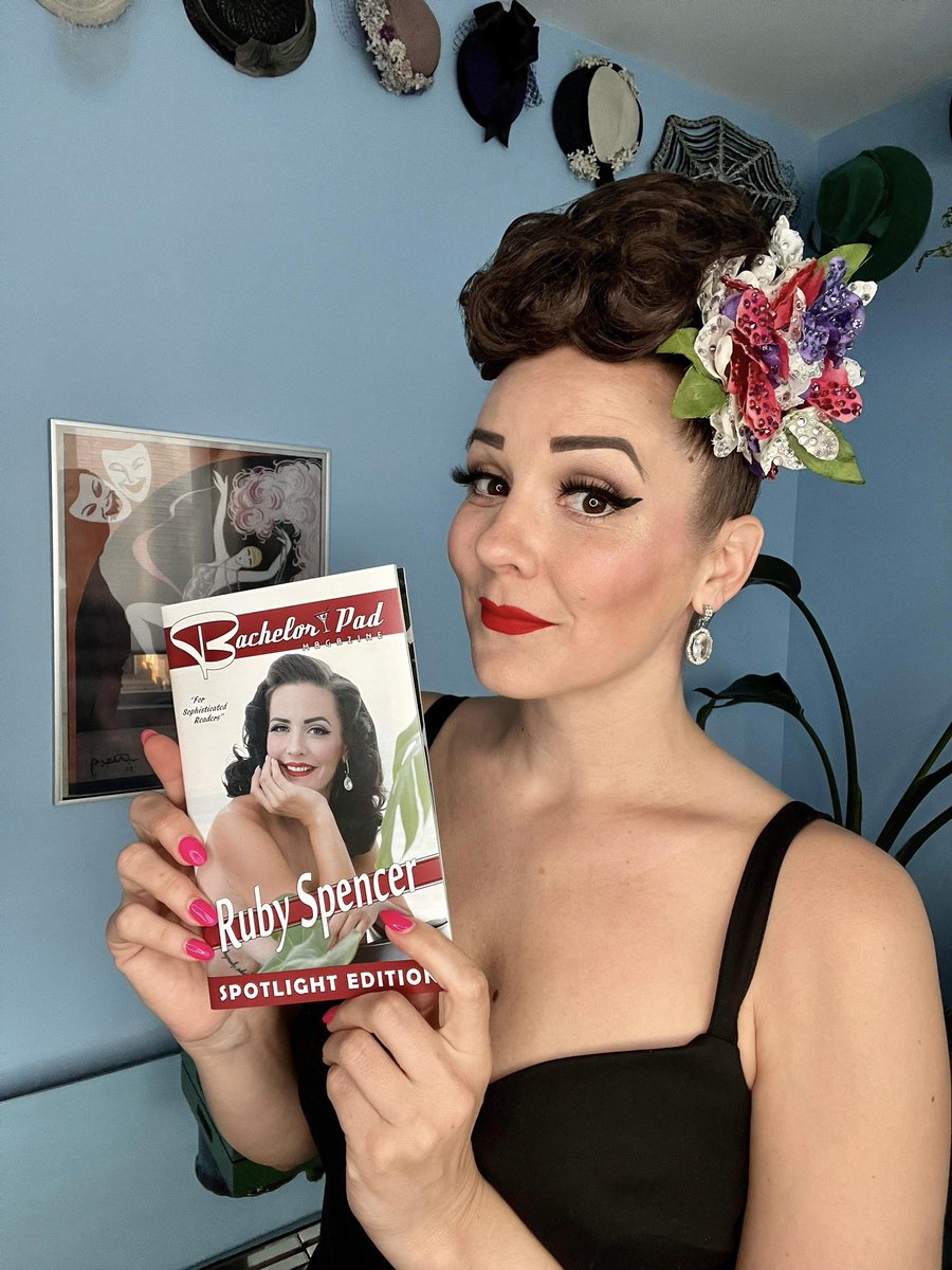 BachelorPad's tweet image. Who do we have here? It’s the ravishing Ruby Spencer showing off her very own Spotlight Edition! Have you picked up your copy yet? bachelorpadmagazine.com/order-now/ols/…

#bachelorpadmagazine #spotlightedition #pinup #prettygirlsreadingbachelorpad #rubyspencer @Rubythepinup
