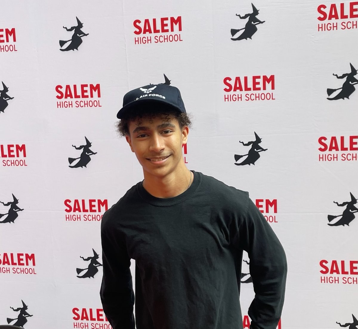 Glenn Burns tweet media