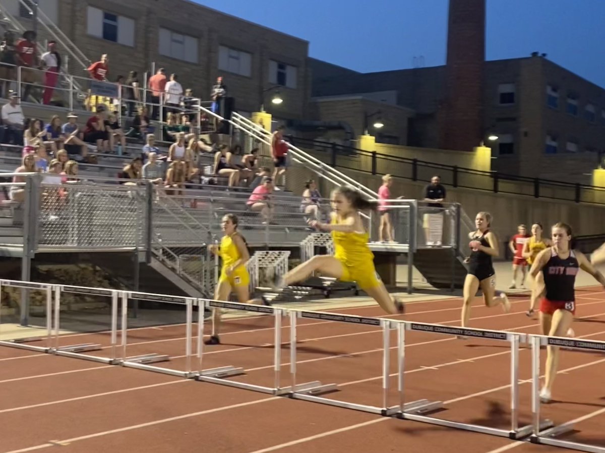 icwgirlstrackxc's tweet photo. 400M HURDLES!!! Erinn Varga punched her ticket to State placing 1st with a lifetime best of 1:05.42!!! Lily McConnell finished 3rd also with a lifetime best of 1:06.59!!! https://t.co/OTp2TXm9kp