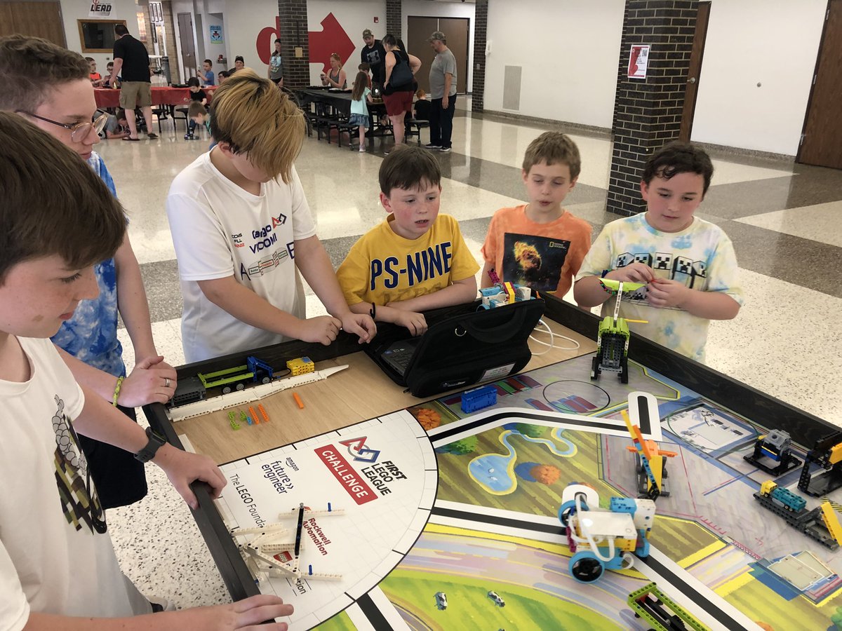 CenCamFTC's tweet photo. We are so proud of the @firstlegoleague teams that we mentored this year! Tonight they demoโd their bots and shared the benefits of @FIRSTweets robotics programs with youth and parents in our community at @agehoffman โs @RemakeDaysSCPA days event. Way to #InspireForward! ๐ https://t.co/6RTNeyJQys