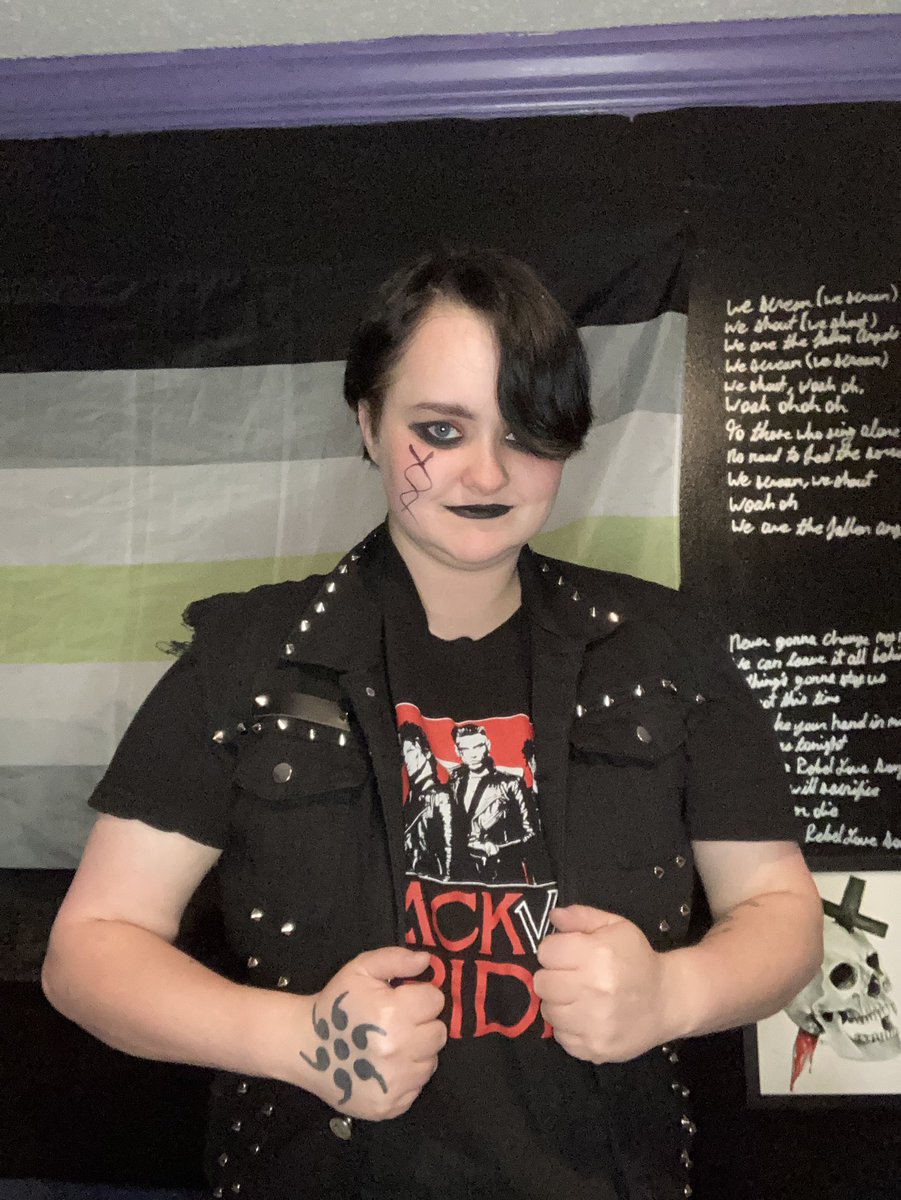bellamy_dawes's tweet photo. LESS THAN 2 HOURS!!! BVB ARMY! ARE YOU READY TO BE BORN AGAIN?! @LonnyEagleton @JakePittsBVB @JinxxBVB @christiancoma @andyblack ARE YOU READY?! #BlackVeilBrides #BornAgainBVB #ThePhantomTomorrow #LonnyEagleton #JakePittsBVB #JinxxBVB #AndyBiersack #CCBVB #BVBArmy https://t.co/odaY5UxcFz