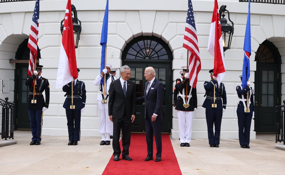 leehsienloong's tweet photo. The ASEAN-US Special Summit kicked off today. @POTUS Joe Biden welcomed ASEAN leaders to the White House. Also met with US business leaders & had lunch with @SpeakerPelosi. The plenary sessions take place tomorrow. β LHL https://t.co/zuAOYUHbQE https://t.co/V8t6HKBBjW