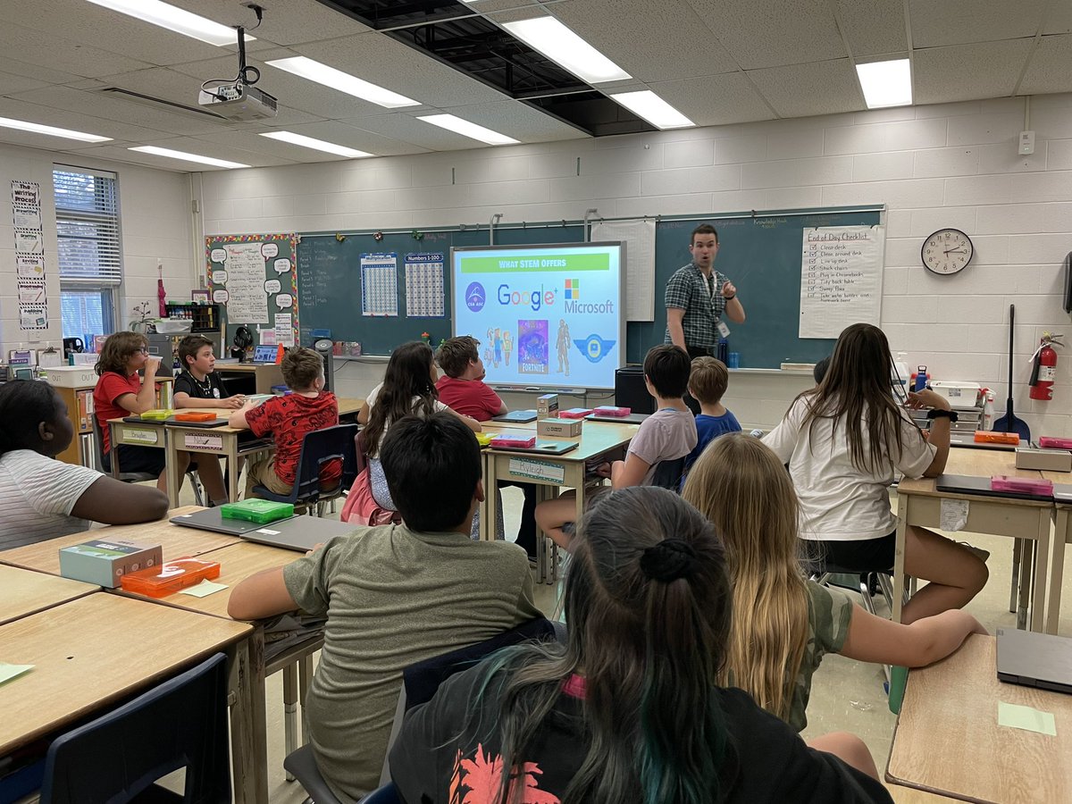 Such great things when <a href="/OhYahLee/">雅 Yah!</a> &amp; <a href="/dtangred/">Derek Tangredi</a> are in the room! <a href="/woodheightsps/">Woodland Heights PS</a>  <a href="/TVDSB_STEM/">TVDSB STEM</a> <a href="/McNairTVDSB/">Mrs McNair</a> …still hoping for some V-Bucks! 😅