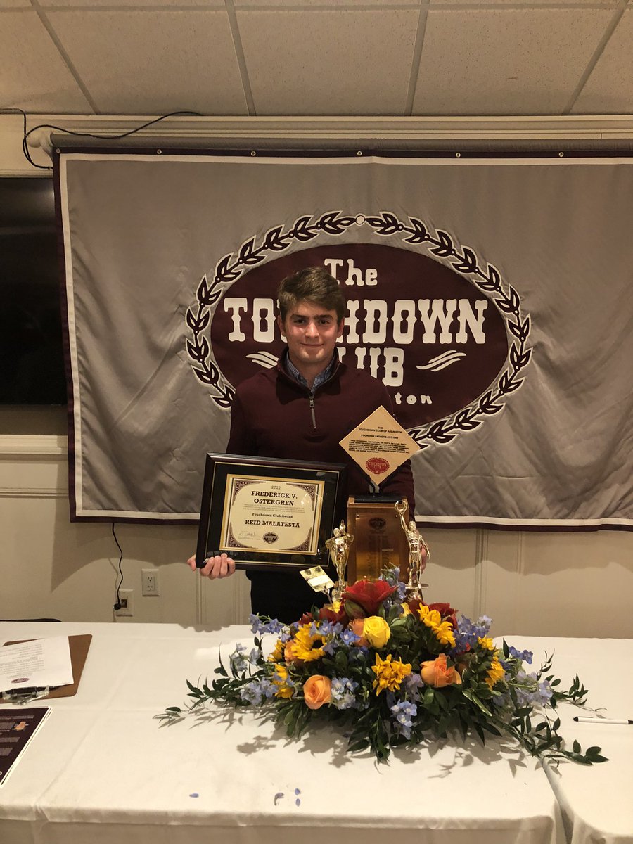 Congrats to Reid Malatesta on winning the 2022 Ostergren Award. <a href="/TouchdownofARL/">Touchdown Club of Arlington</a> <a href="/JB_ATOWN4LIFE/">John Bowler</a>