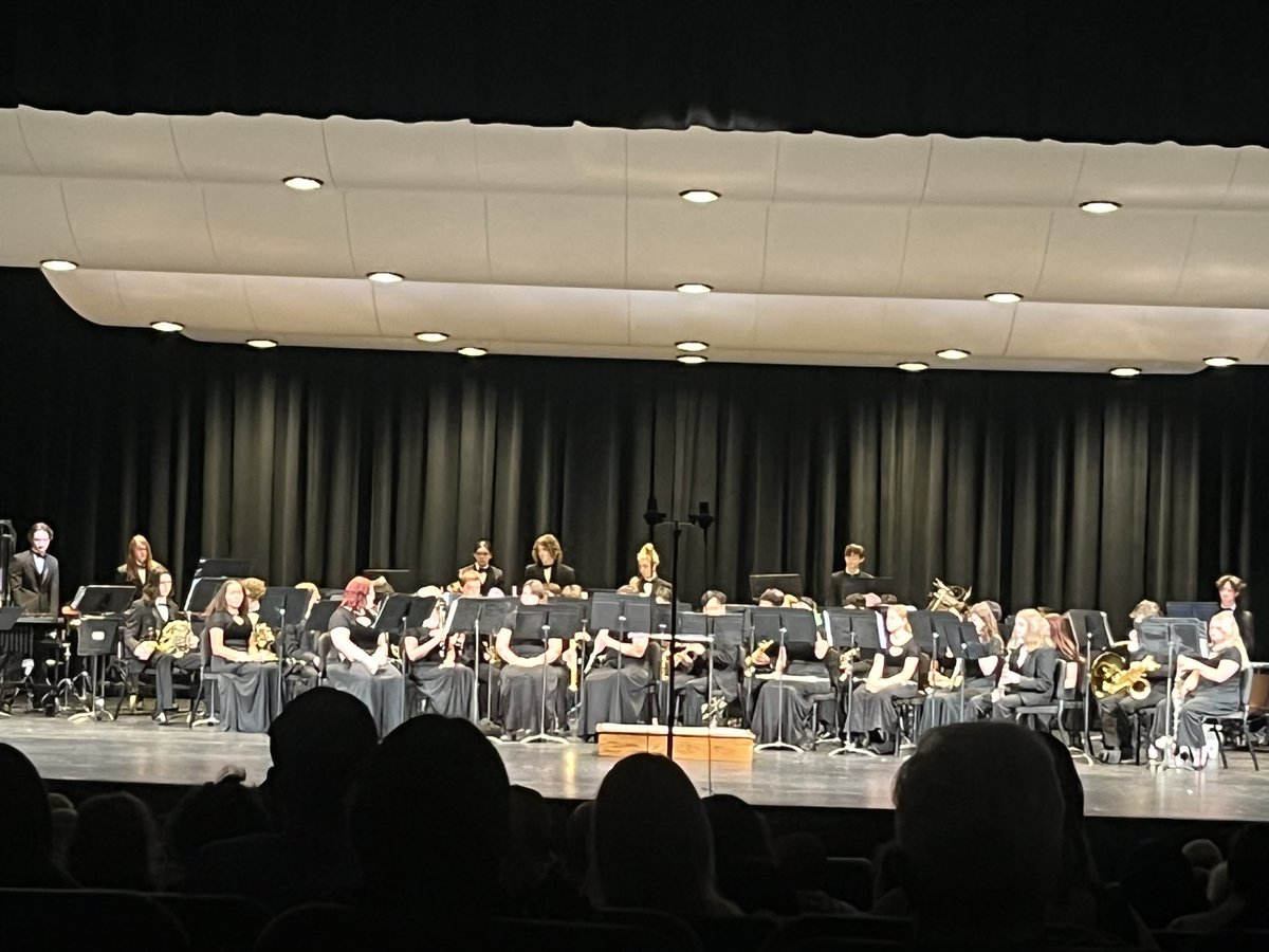 tkpauley's tweet photo. 2022 it’s a wrap!@EVPatriotBand https://t.co/mHoBuCU2nI