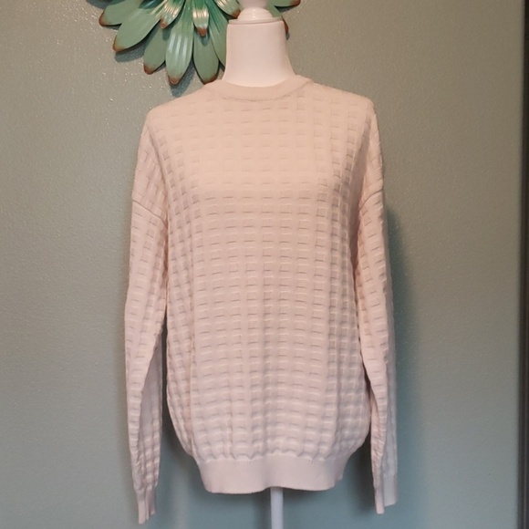 MandiMelton5's tweet photo. So good I had to share! Check out all the items I'm loving on @Poshmarkapp from @meganxxsweeney @DeniseCoffin @hillary03907391 #poshmark #fashion #style #shopmycloset #oneteaspoon #lizclaiborne: https://t.co/is02X2oMlu https://t.co/qdem9eusD3