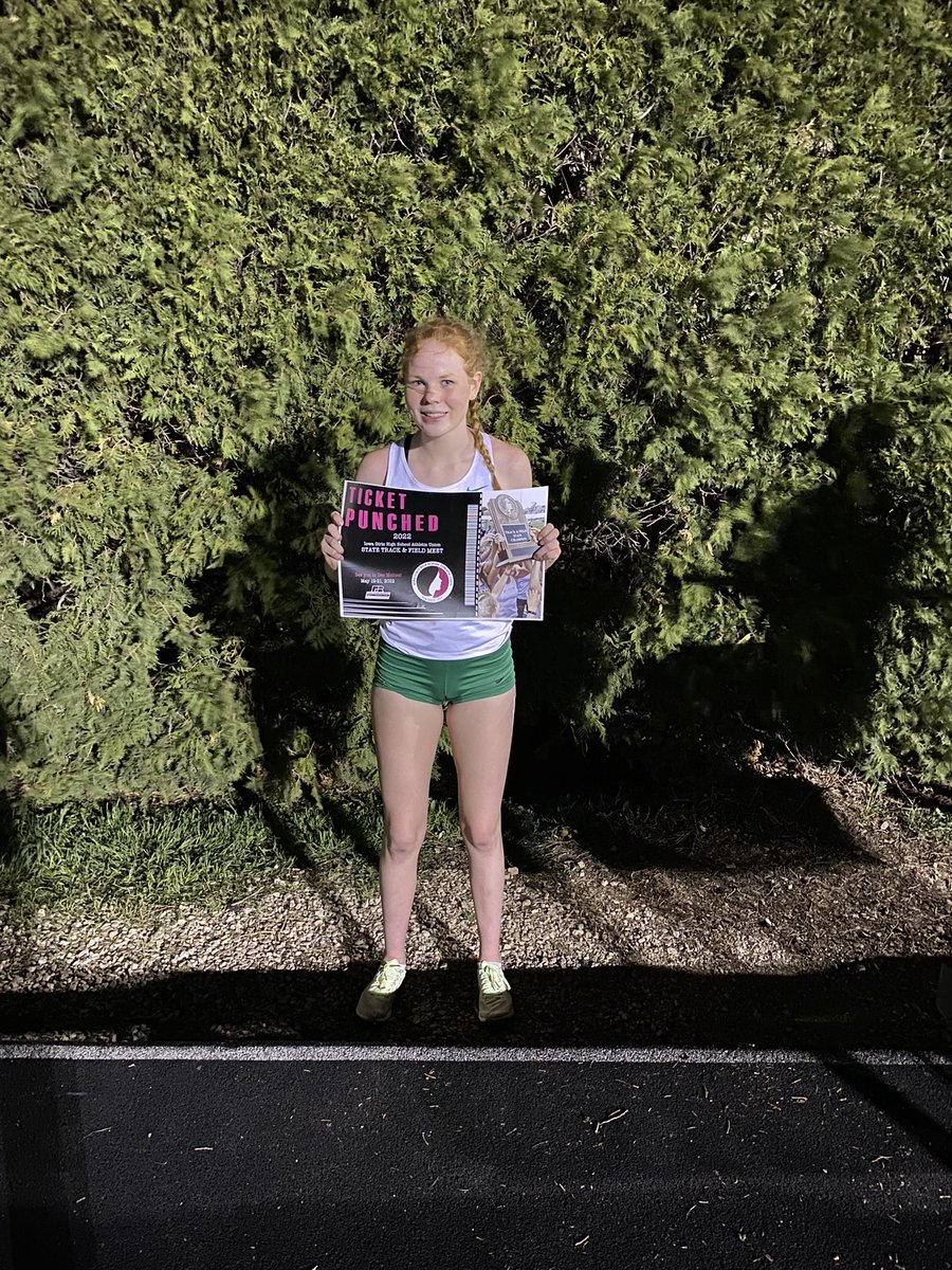 og_xctf's tweet photo. 🎟 TICKET PUNCHED!! 🎟
Katelyn Johnston is District Champion in the 1500 and had punched her ticket to Des Moines next week!
Congratulations @KatelynJ876 
@OsageAthletics @MrsSchwamman @zach_martin95 @nwpeters https://t.co/QzrV8yQnqv