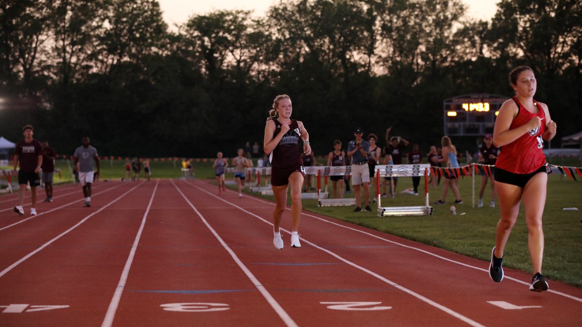 Cville_XCTrack's tweet photo. Payton and Steff claim NCCAA crowns, Lady Tigers sit in third heading into final day of competition.

#WeAreCU 

➡️➡️➡️ https://t.co/EOvqPFvr6Z https://t.co/pKAI8Mb0Tb