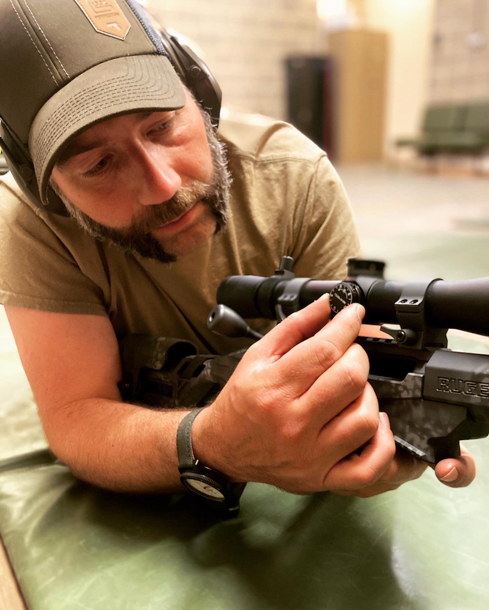 Jimmy de Ville tweet media