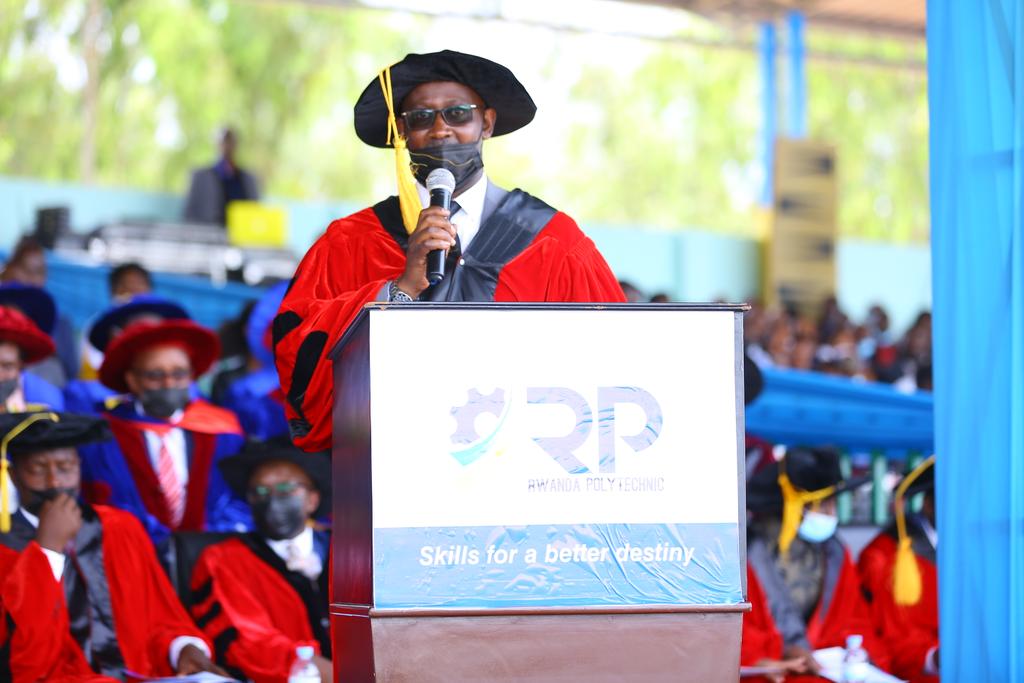 GishariCollege's tweet photo. Yesterday the 12th May 2022; @RwandaPolytec held a graduation ceremony to confer Advanced Diplomas and Diplomas to its graduates. @IPRC_Gishari  had 368 graduands among those graduating. Congratulations to the graduates.@Rwanda_Edu 
#RP5thGraduation https://t.co/KqIeiMM4vt
