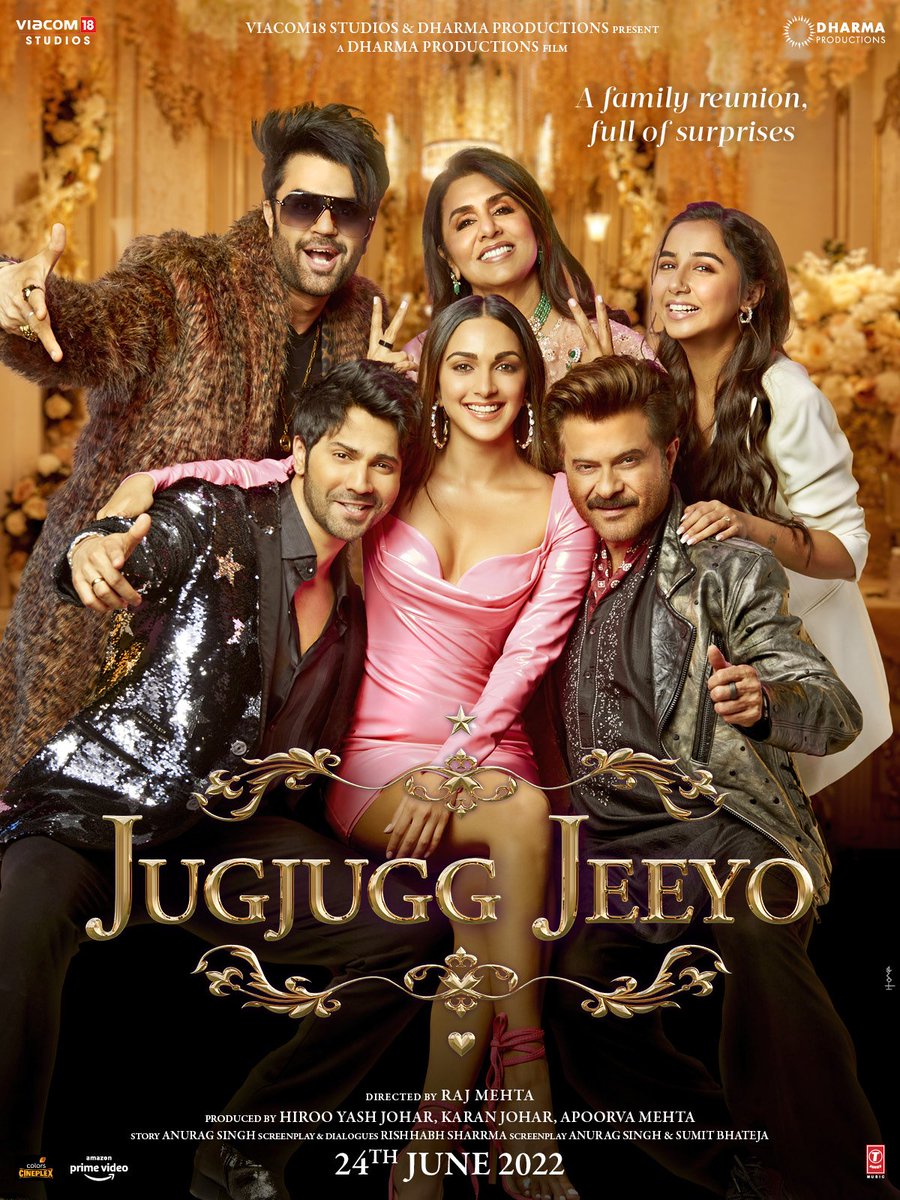 Varun_dvn's tweet photo. Family > everything else, humesha! 
It’s a family that makes a home, and our #JugJuggJeeyo paarivar are on their way to make your heart, their home on 24th June in cinemas near you! https://t.co/J5CMUV1gqH