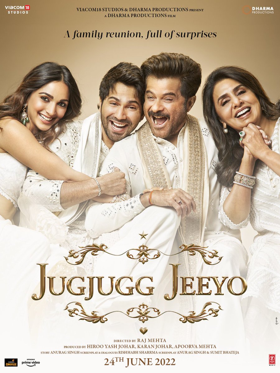 Varun_dvn's tweet photo. Family > everything else, humesha! 
It’s a family that makes a home, and our #JugJuggJeeyo paarivar are on their way to make your heart, their home on 24th June in cinemas near you! https://t.co/J5CMUV1gqH