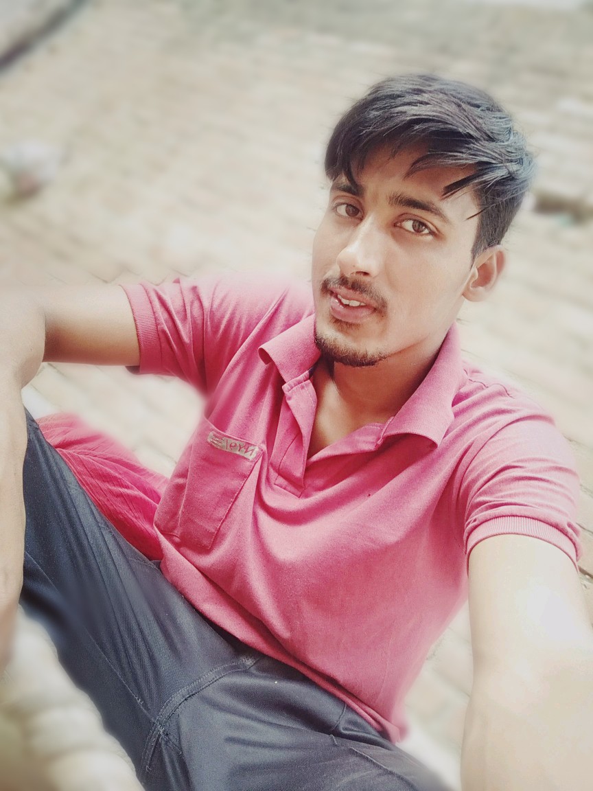 being_gaurav__'s tweet photo. ❣️❣️✨✨
old memories 2018 https://t.co/70NcOJFBNY