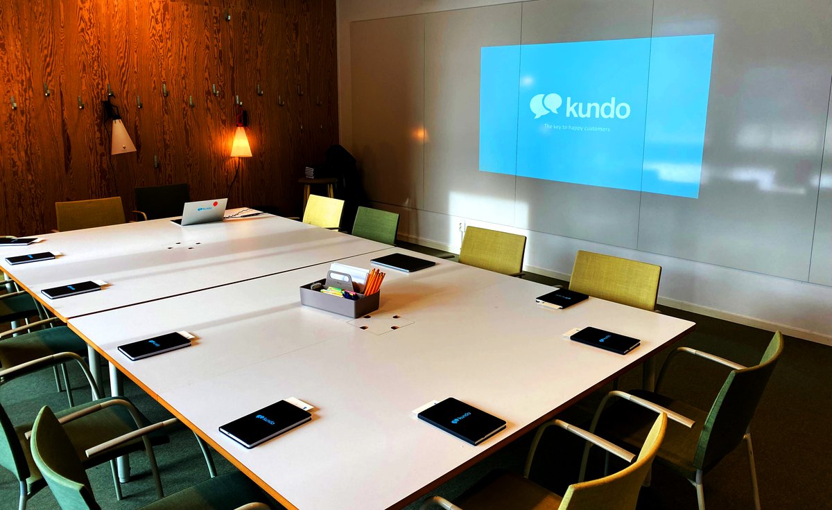 Kundo's tweet image. Vilken härlig start på fredagen! Vi har just genomfört vårt första event på vårt nya kontor i Malmö! Under en trevlig frukost pratade vår vd Rasmus och vår Key Account Manager Martin om varför vi nu etablerar oss i Malmö och hur planen för Kundo ser ut framöver. Tack!