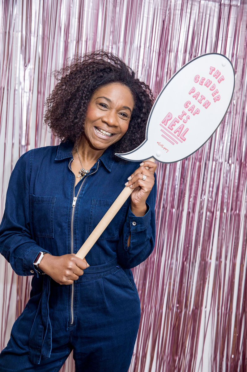 Karen_Bryson's tweet photo. I’m taking part in @eveappeal's #GetLippyDay to help raise awareness of the five gynae cancers; womb, cervical, ovarian, vulval and vaginal. Join me in spreading the word by sharing your mirror message. Find out about the campaign 💋 https://t.co/Q2JyFym2C3 https://t.co/M6rQGnBqrL