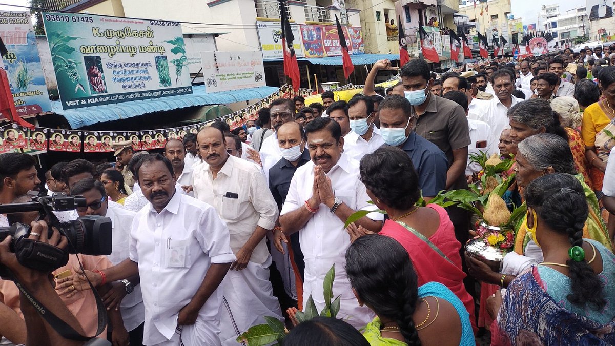 MManikandanADMK's tweet photo. சேலம் மாநகரில் மாண்புமிகு மக்களின் முதல்வர் #எடப்பாடியார் அவர்கள் 🖤🤍❤️ @EPSTamilNadu @ElangovanAiadmk https://t.co/g2NmgjFn0U