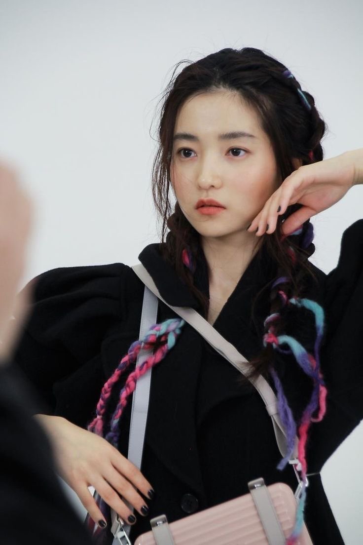 baekdothinker's tweet photo. CONFIRMED: #KimTaeRi is set to reunite for a new movie with his partner from the hit series #TwentyFiveTwentyOne, #NamJooHyuk. The movie is entitled “Wake Up” and it will be released in your dreams. https://t.co/rYm7oj5KrU