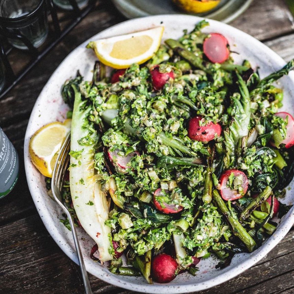 As the sun starts to shine again, fresh salads, BBQs &amp; refreshing tipples are on the menu for the weekend ☀️ joining us at #SpiritOfSummerFair 23-26 June, <a href="/olympialondon/">2012 London</a>, <a href="/Riverford/">Riverford</a> offers seasonal organic veg, slow grown for flavour, delivered fresh from the farm to your door 🥦