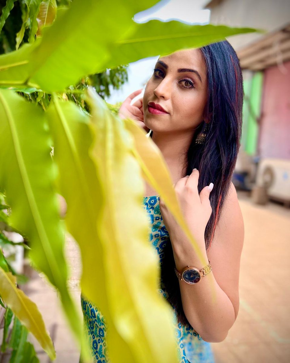 SolankiAnupama's tweet photo. Hey Guys don’t forget to watch me on your favourite channel SaB Tv 🥰 

This week Monday to Friday at 10.30pm "Maddam Sir" ⭐️
.
.

#sabtv #sabtvfans #madamsir #maddamsir #comedyshow #comedyvideos #comedy #comedynights #comedywoman #BehindTheScenes #photoshoot #sabtv #sonysab https://t.co/xSUZa56Jlw
